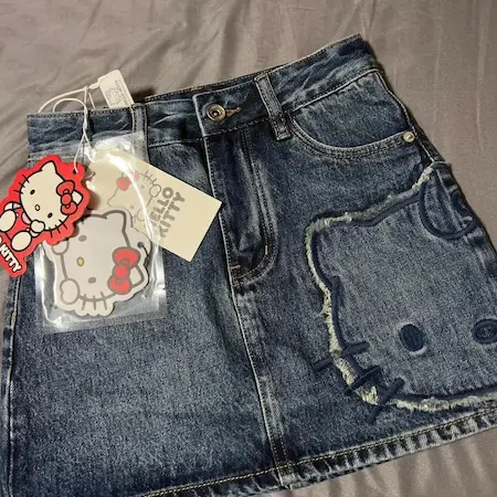 Saia Jeans Hello Kitty
